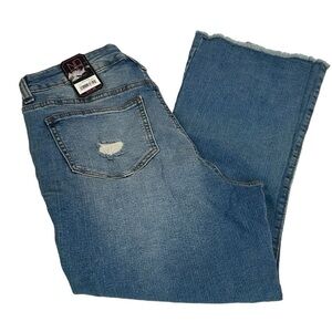 NWT No Boundaries High Rise Cropped Flare Blue Jeans 11